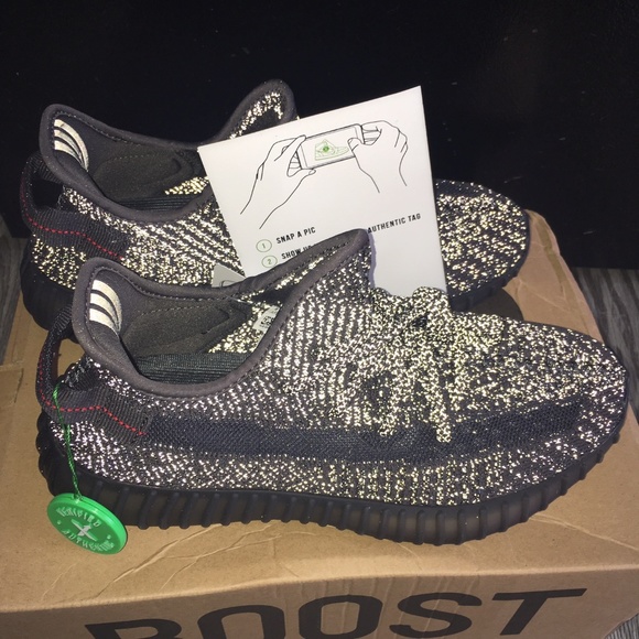 adidas Other - NEW Yeezy Boost 350 V2 Black Reflective size 8